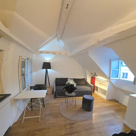 2nd - Rue Montorgueil